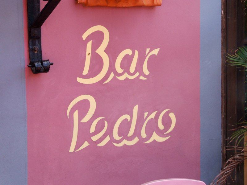 Bar Pedro letrero